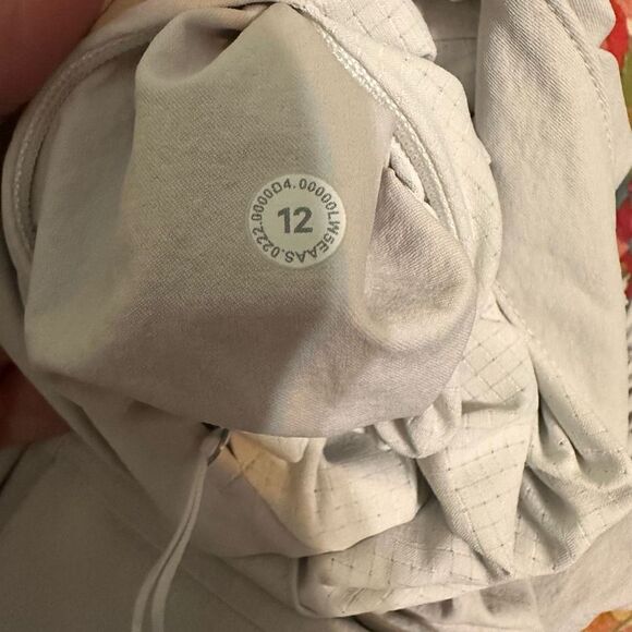 Lululemon lab High-Rise Cuffed Trouser 26" - Picture 9 of 9